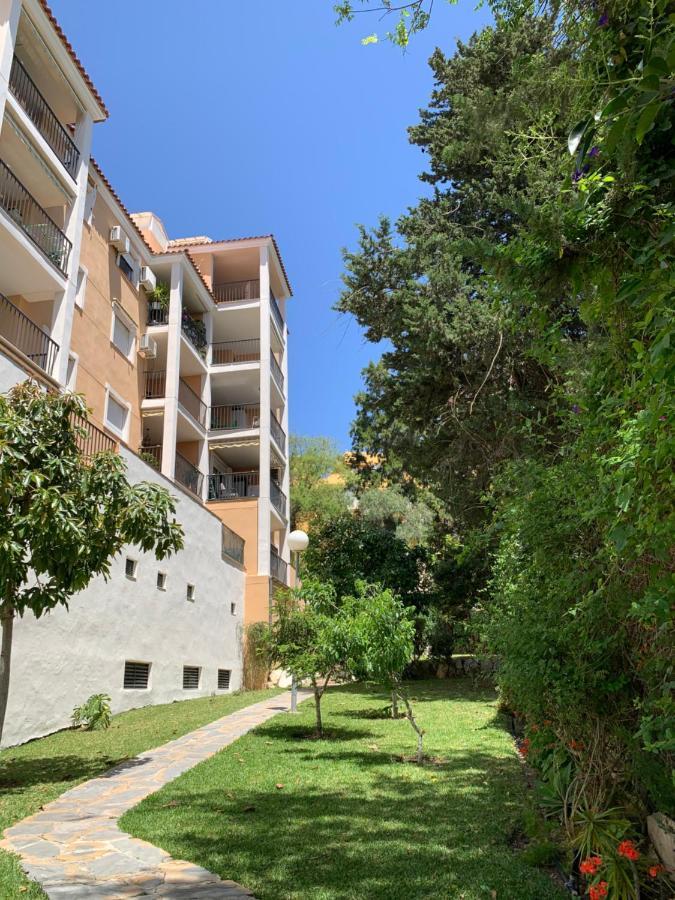 Tulipanes Benalmadena - Parking Privado Leilighet Eksteriør bilde